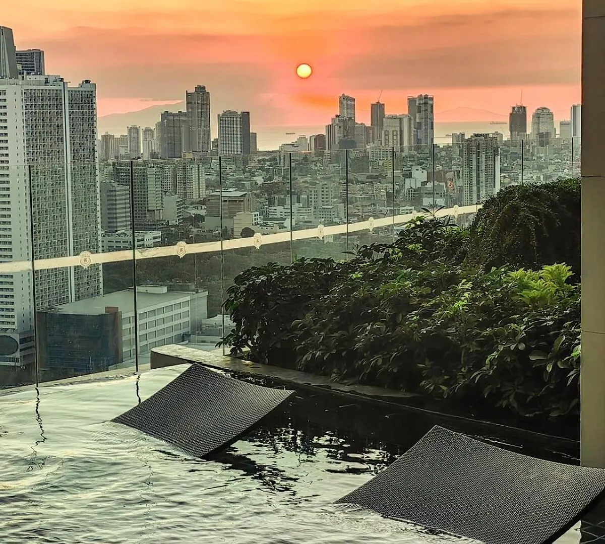 Studio Unit With Balcony In The Gramercy Residences Μανίλα