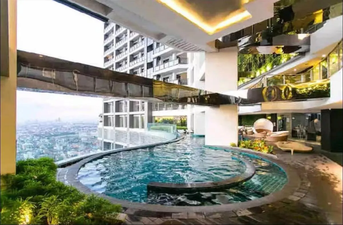Studio Unit With Balcony In The Gramercy Residences Manila Apartment