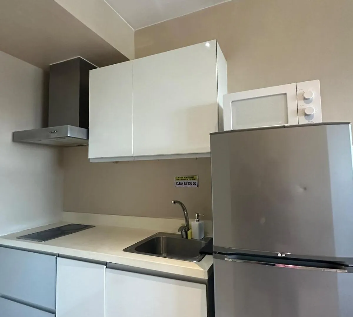 Studio Unit With Balcony In The Gramercy Residences Manila