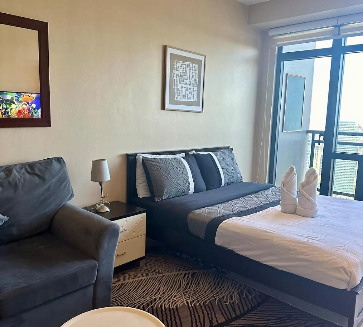 Apartment Studio Unit With Balcony In The Gramercy Residences Manila
