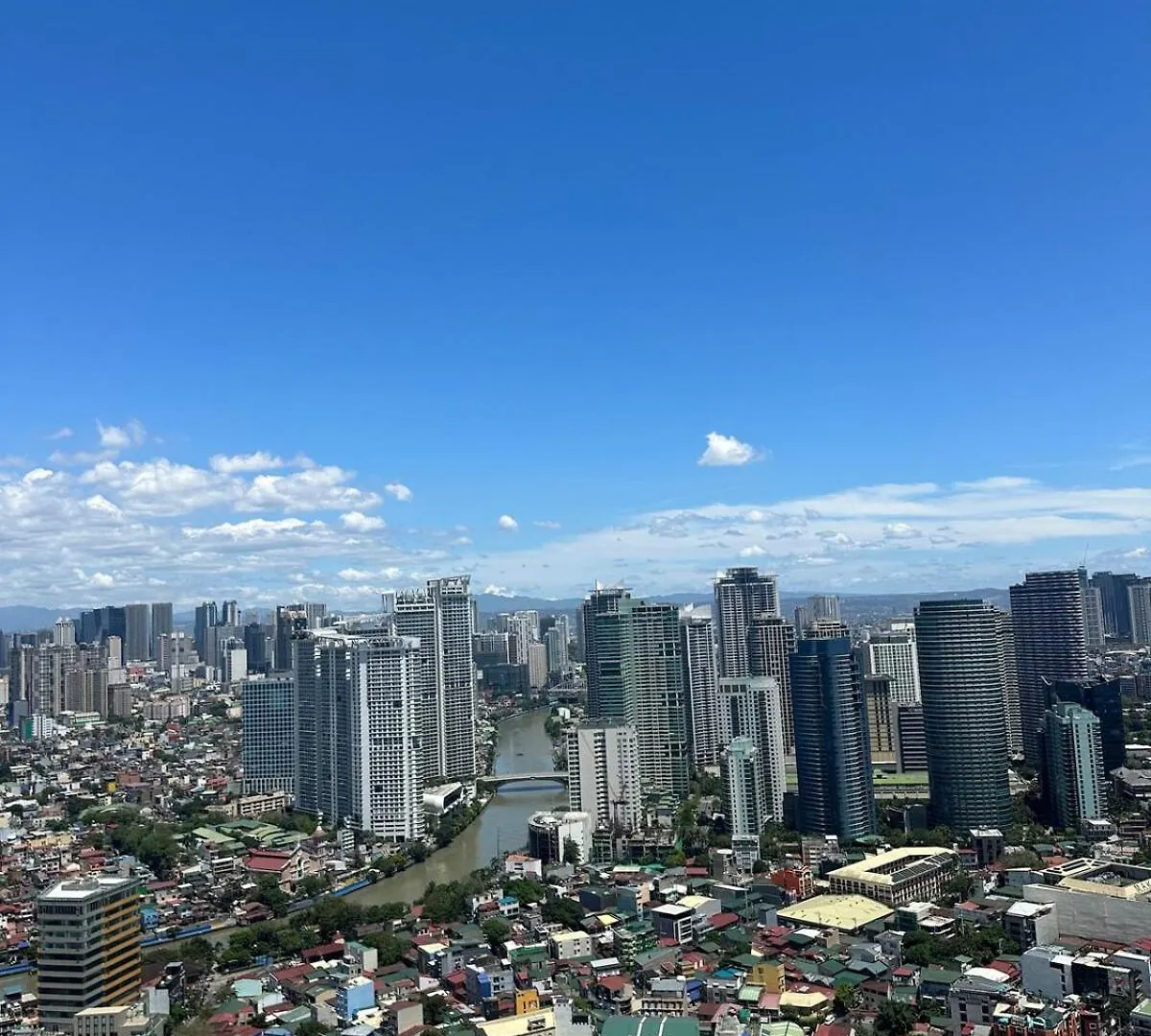 Studio Unit With Balcony In The Gramercy Residences Manila Apartment