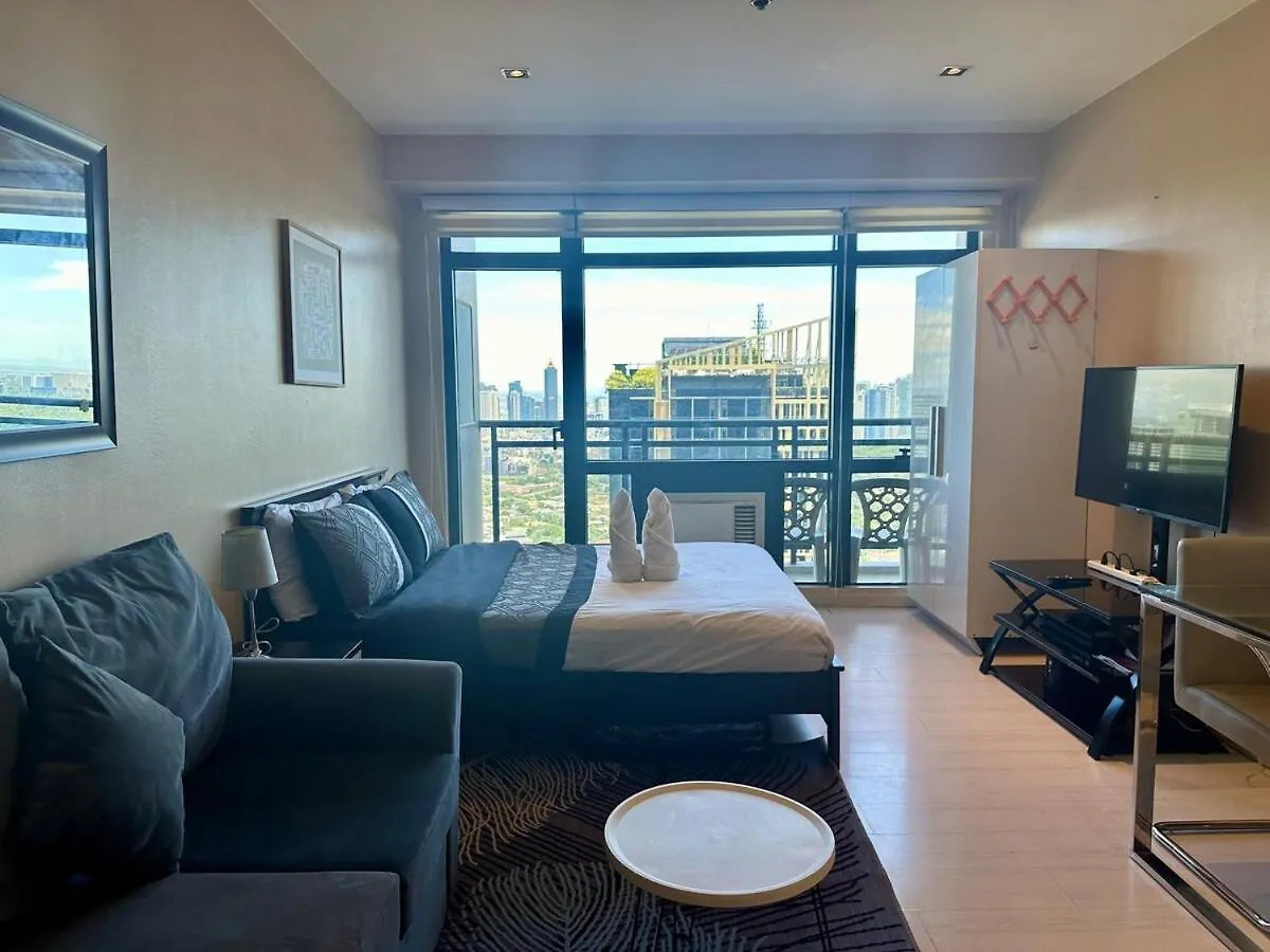 Studio Unit With Balcony In The Gramercy Residences Manila